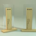 Plaket 27
